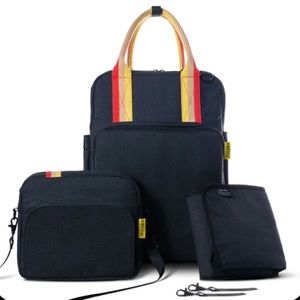 Brand new travel diaper bag super lightweight tons of storage comfortable wear